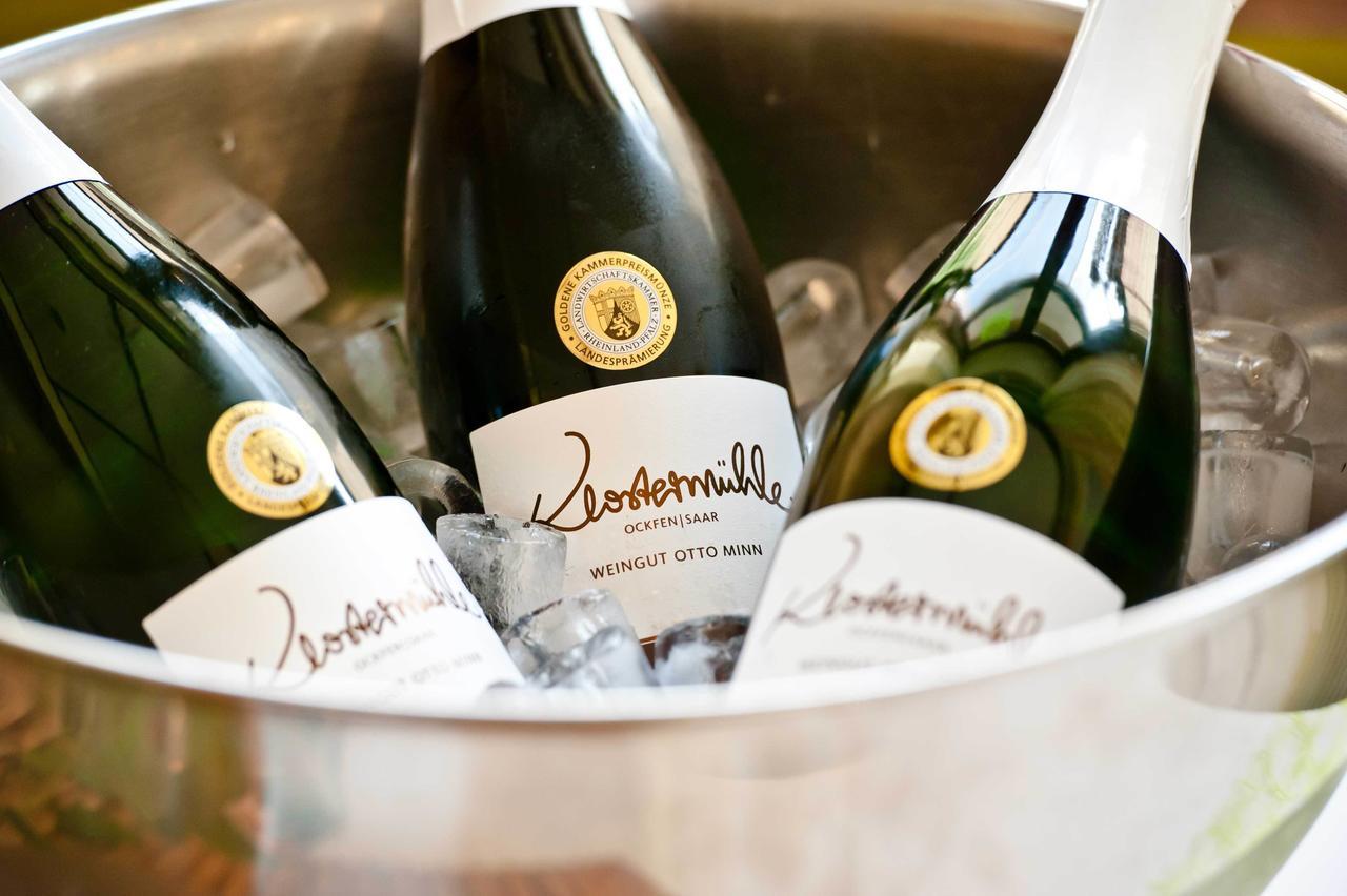 Weinhotel Restaurant Klostermuehle Ockfen Eksteriør bilde